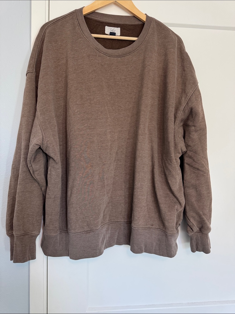 American Eagle Taupe/Brown Crewneck Sweatshirt